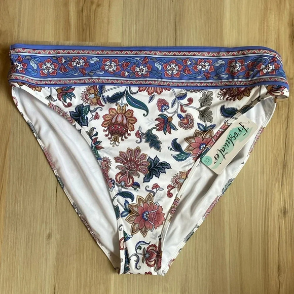 Freshwater Other - NWT, Swimsuit bottoms, purple/rust/white floral, SIZE XXL